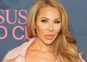 Lisa Hochstein Photo